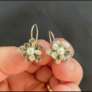 COPY - Silpada Love Bloom Earrings, 3/4” length